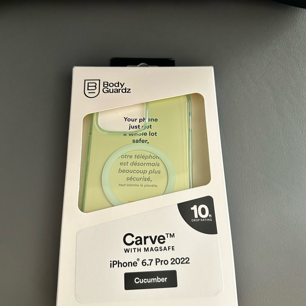 Carve MagSafe Case for iPhone 14 Pro Max (Cucumber)